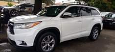 A picture of Toyota Highlander 2016
