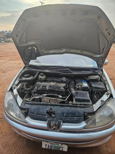 A picture of Extremely Clean Used Peugeot 206 Automatic Transmission Untempered Engine and
