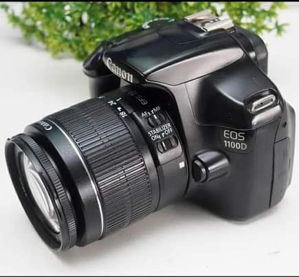 A picture of Canon 1100D