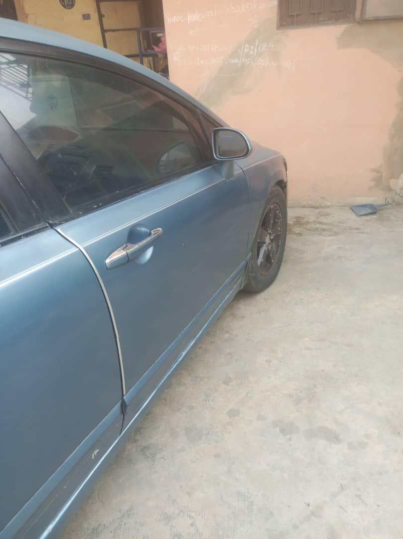 A picture of 2006 Honda civic