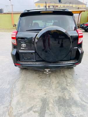 A picture of 2010 Registered Toyota RAV4