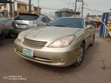 A picture of Lexus es330