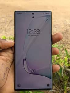 A picture of Note 10 plus 5g