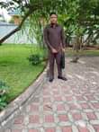 A picture of Kaunda Suti za Kisasa