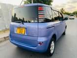 A picture of TOYOTA SIENTA