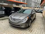 A picture of Super clean and sharp foreign used Hyundai sonata limited 2012