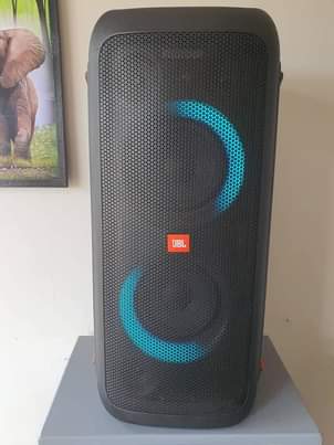 A picture of Jbl Speaker