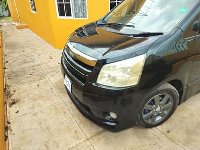 used toyota noah
