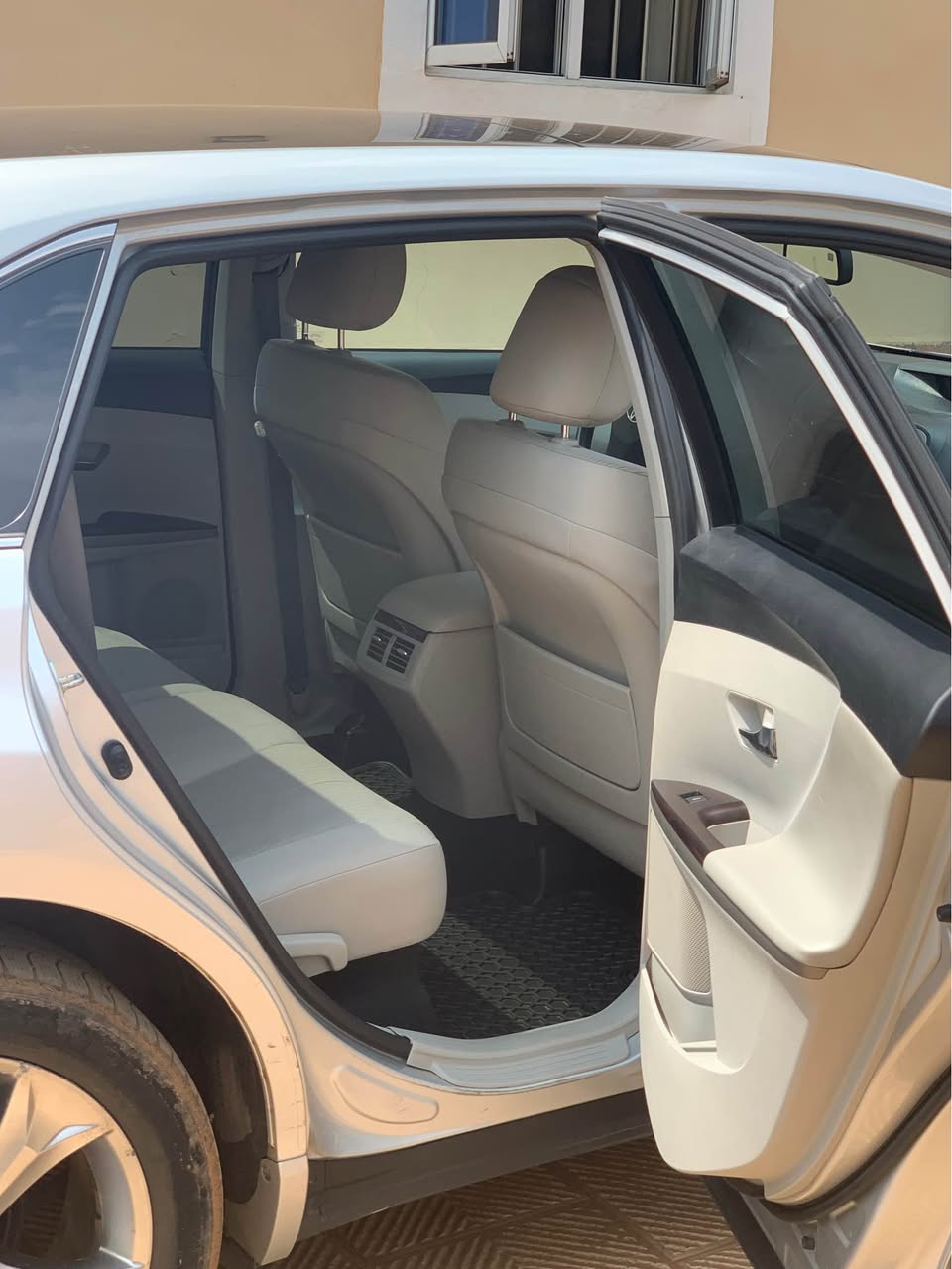 A picture of 2010 Toyota Venza Direct Belgium from Canada