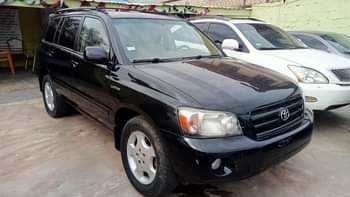 A picture of Toyota highlander 2007 Flashed on first body 3 rows Engine
