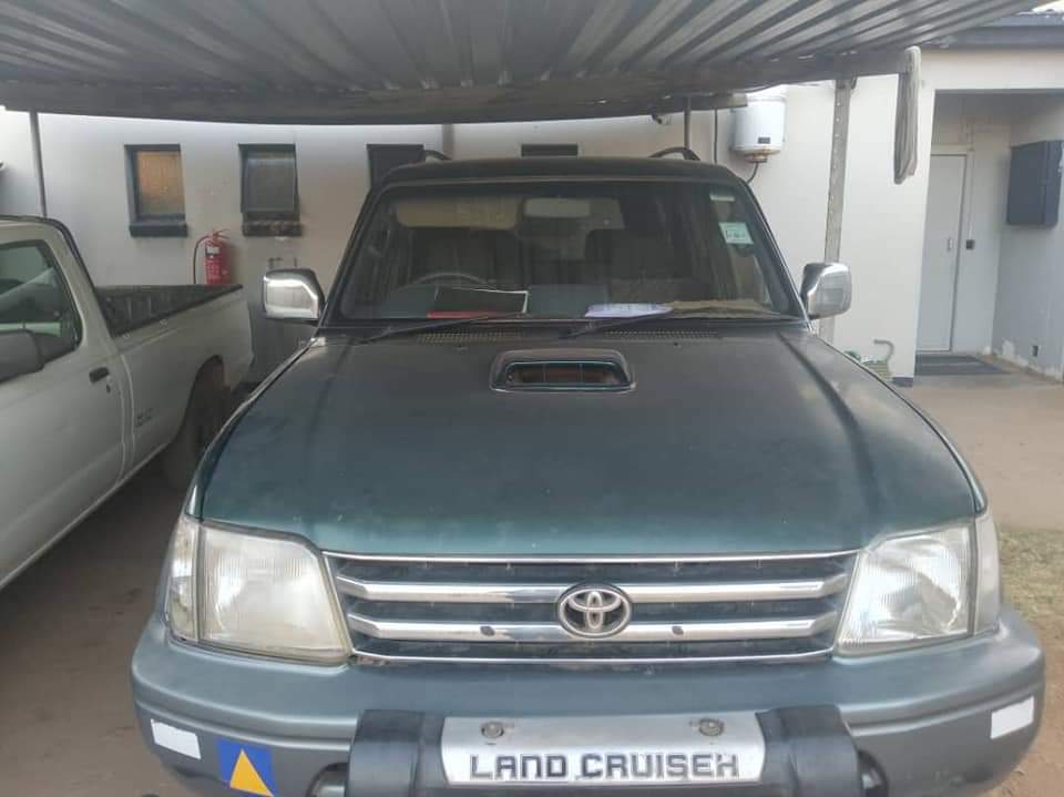 toyota land cruiser