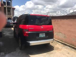 A picture of Honda Element