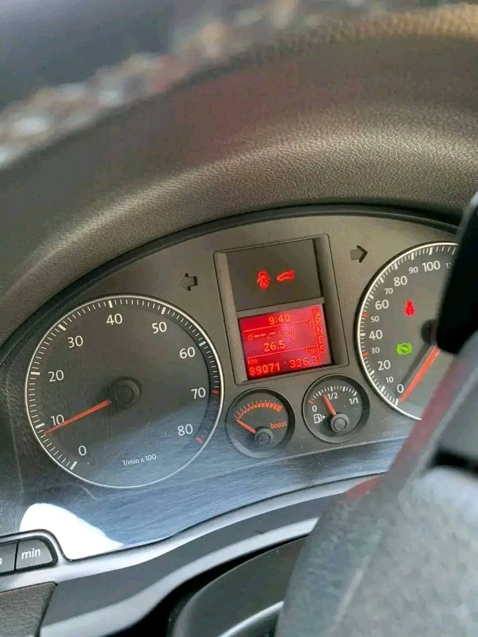 A picture of Car