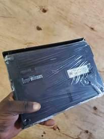 A picture of Hp Min 810 SSD 256 GB RAM 2 DUE CORE