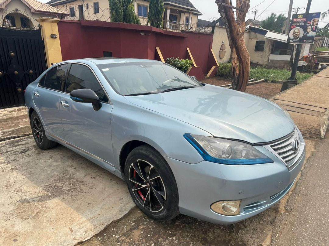 A picture of LEXUS ES350 010 Toks Grade