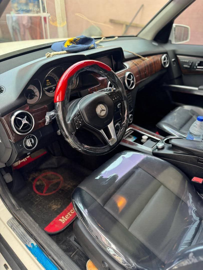 A picture of 2013 Mercedes Benz benz