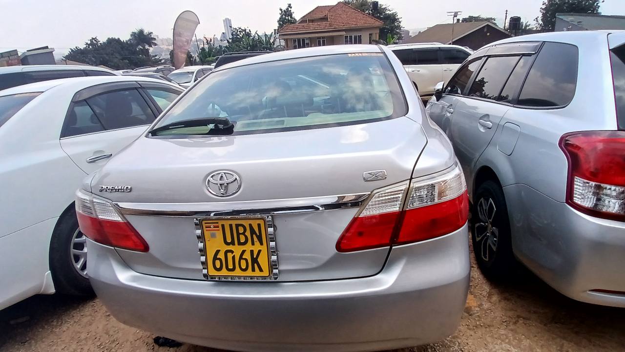 A picture of TOYOTA PREMIO MODEL 2009