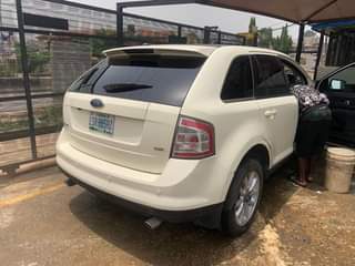 A picture of 2008 Ford Edge