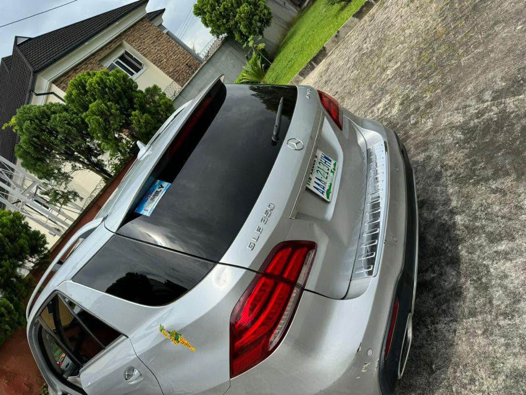 A picture of Sharp 2017 Mercedes Benz GLE 31.5m