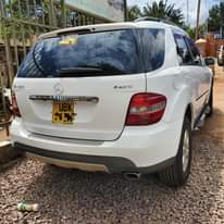A picture of ML350 2007 55M