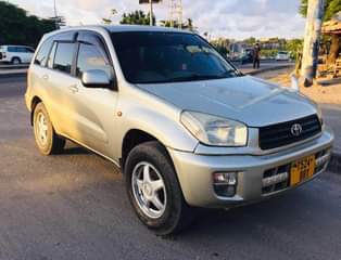 A picture of RAV4 0717038027