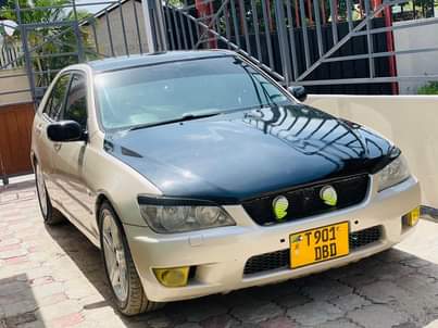 used toyota altezza