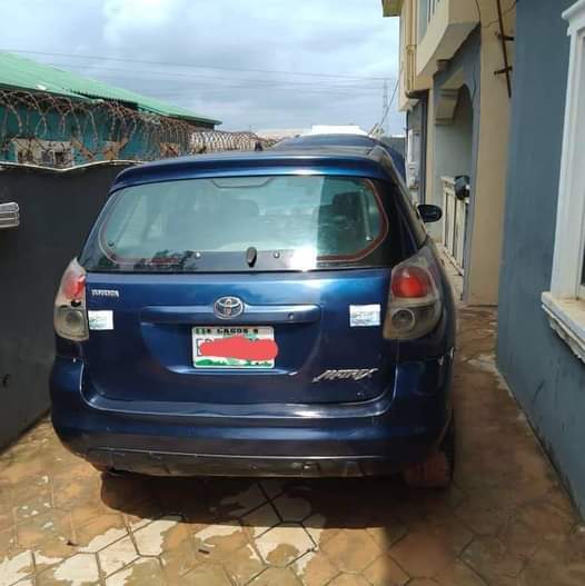A picture of 2004 Toyota Matix