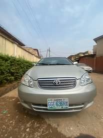 A picture of TOYOTA COROLLA 04