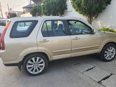 A picture of 2004 Honda CRV