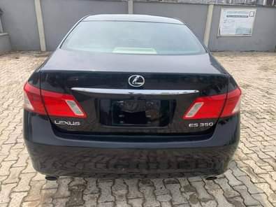 A picture of A month used 2008 model Lexus ES350 7.8 Million naira