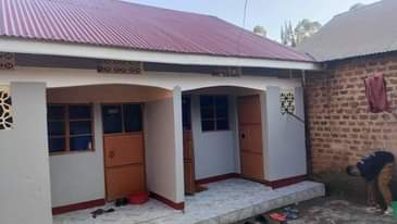 A picture of 2 double rooms for sale at 38m. They make 500