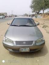 A picture of Neatly used toyota camry pencil light