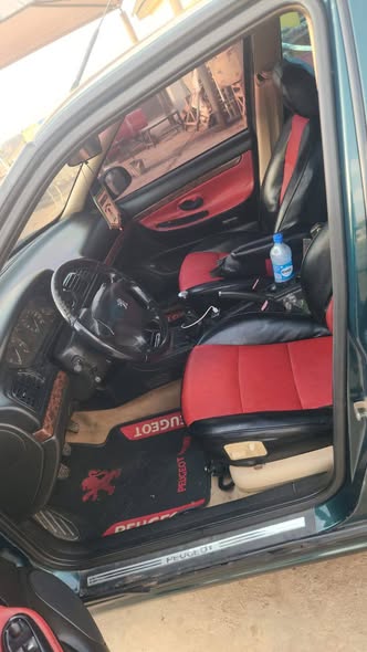 A picture of VERY CLEAN USED PEUGEOT 406 PRESTIGE