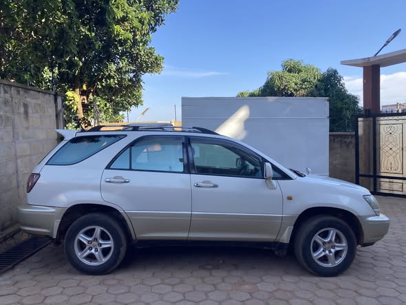 toyota harrier