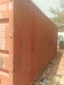 A picture of 20ft container