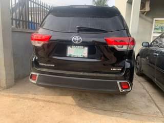 A picture of Toyota Highlander 2018