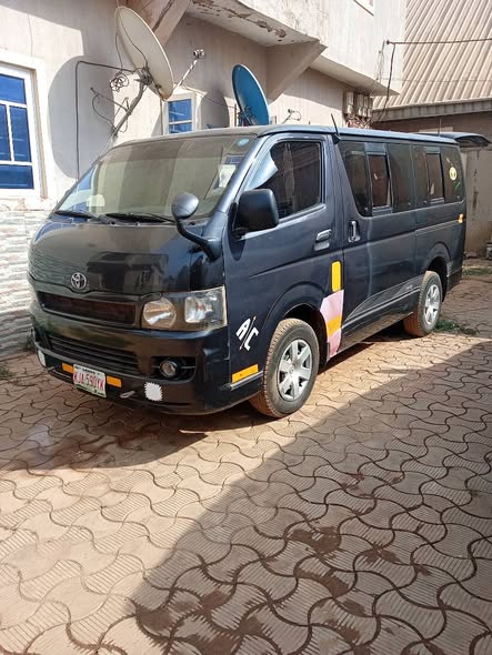 A picture of Toyota Hiace Hummer Bus 2006 model for sale