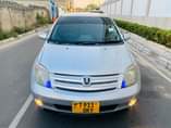A picture of Toyota i s t