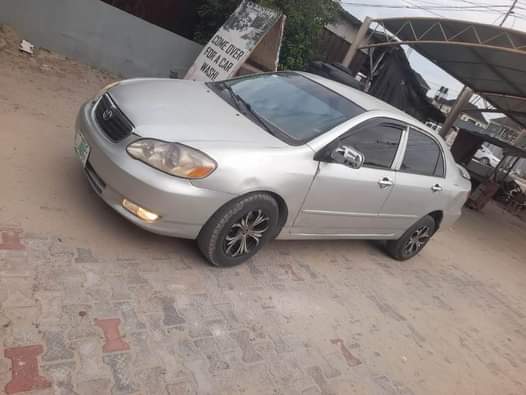 A picture of Clean 06 Corolla everything is working perfect 4m chat me