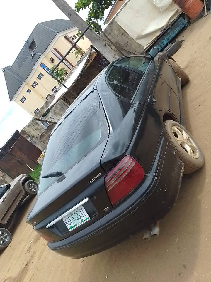 A picture of HONDA ACCORD ENGINE AND GEAR OK AC CHILLING BUY AND
