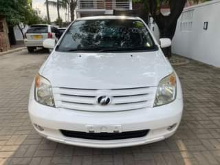 A picture of TOYOTA IST CHASIS NO YEAR 2006 ENGINE CODE 2NZ ENGINE