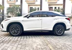 A picture of Rx350 2021 model foreign used pure first body engine super
