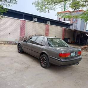 A picture of 2000 Honda Accord AKA Hala everything is classy intact ac