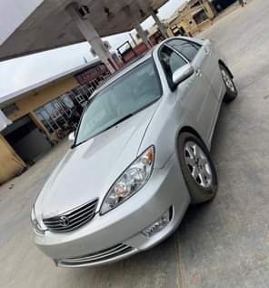 A picture of Clean Toyota Camry 2005 Neatly used buy and drive 4