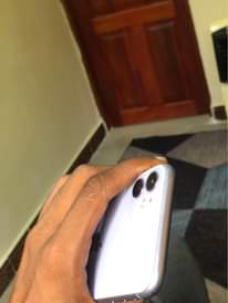 A picture of Iphone 11 Plain 64GB For Sale