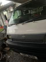 used toyota hiace