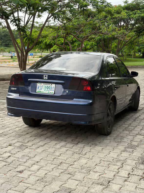 A picture of 2005 NEAT PRE OWNED HONDA CIVIC
