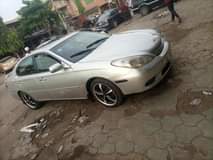 A picture of Lexus es330