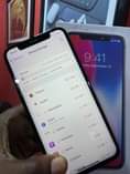 A picture of Iphone X