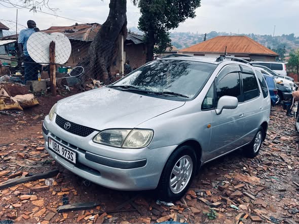 A picture of Toyota spacio